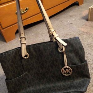 Michael Kors purse